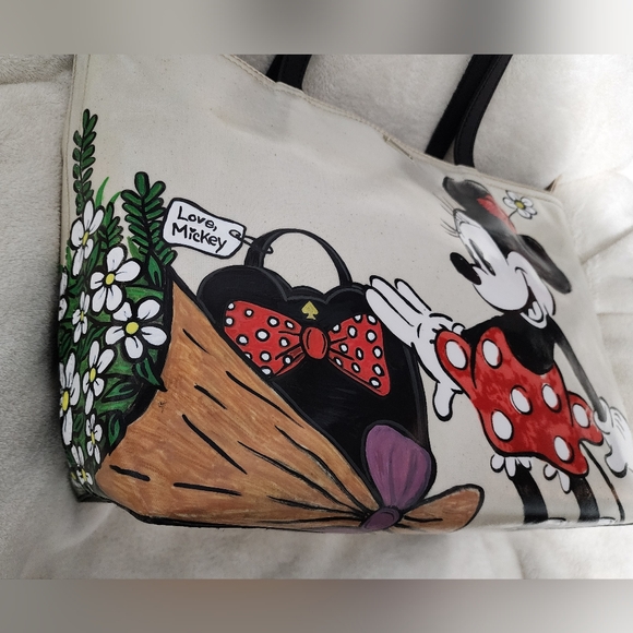 LIVE SHOW NOTIFICATION - Picture 5 of 12